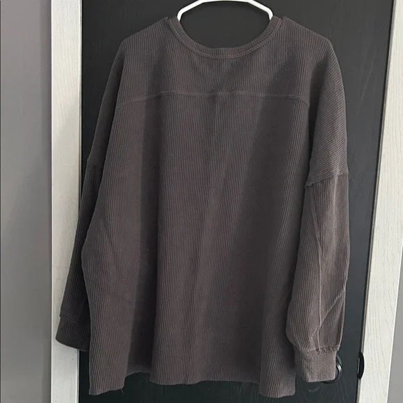 Maurices Charcoal Gray Sweatshirt - Picture 3 of 3